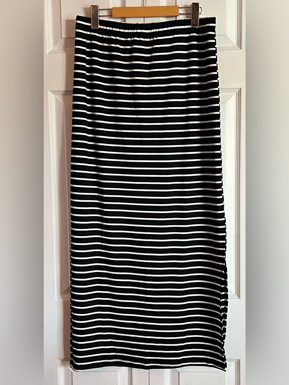 Striped Column Maxi Skirt with Side Slit Size XL